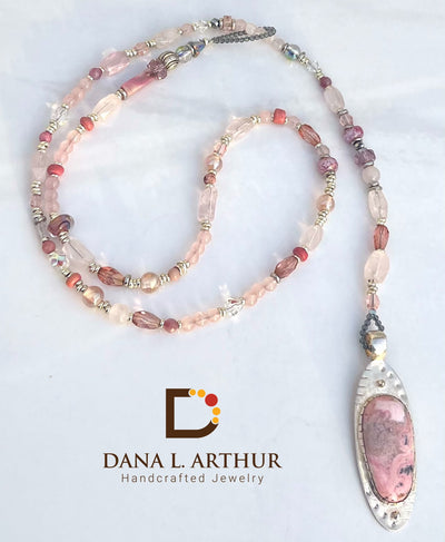 Pretty in Pink Lariat Necklace