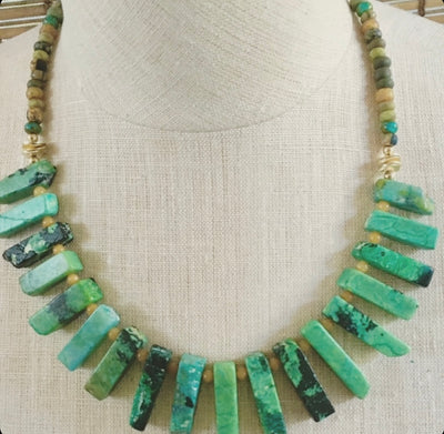 Turquoise Agate Fan Necklace